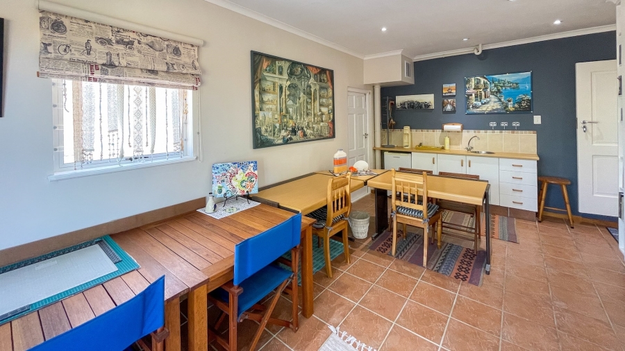 5 Bedroom Property for Sale in Hersham Western Cape